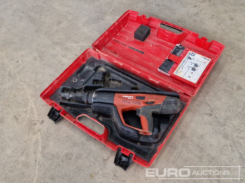 Hilti DX5 Nail Gun - Строительное оборудование: фото 1 Hilti DX5 Nail Gun - Строительное оборудование: фото 1