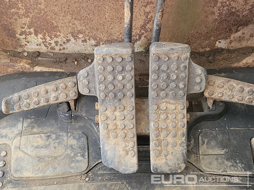 Гусеничный экскаватор Hitachi EX135: фото 48