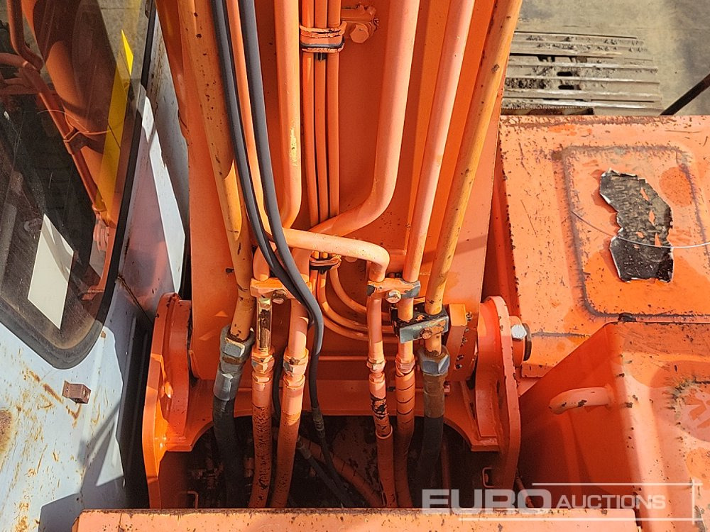 Гусеничный экскаватор Hitachi EX135: фото 44