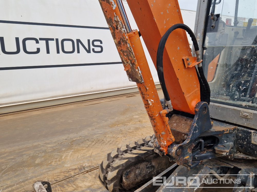 Мини-экскаватор Hitachi ZX30 CLR: фото 16
