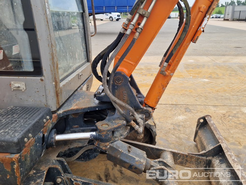 Мини-экскаватор Hitachi ZX30 CLR: фото 28