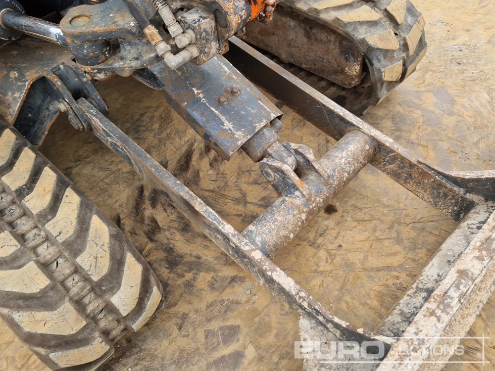 Мини-экскаватор Hitachi ZX30 CLR: фото 27