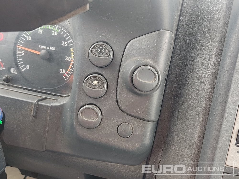 Подметально-уборочная машина Iveco Eurocargo: фото 41
