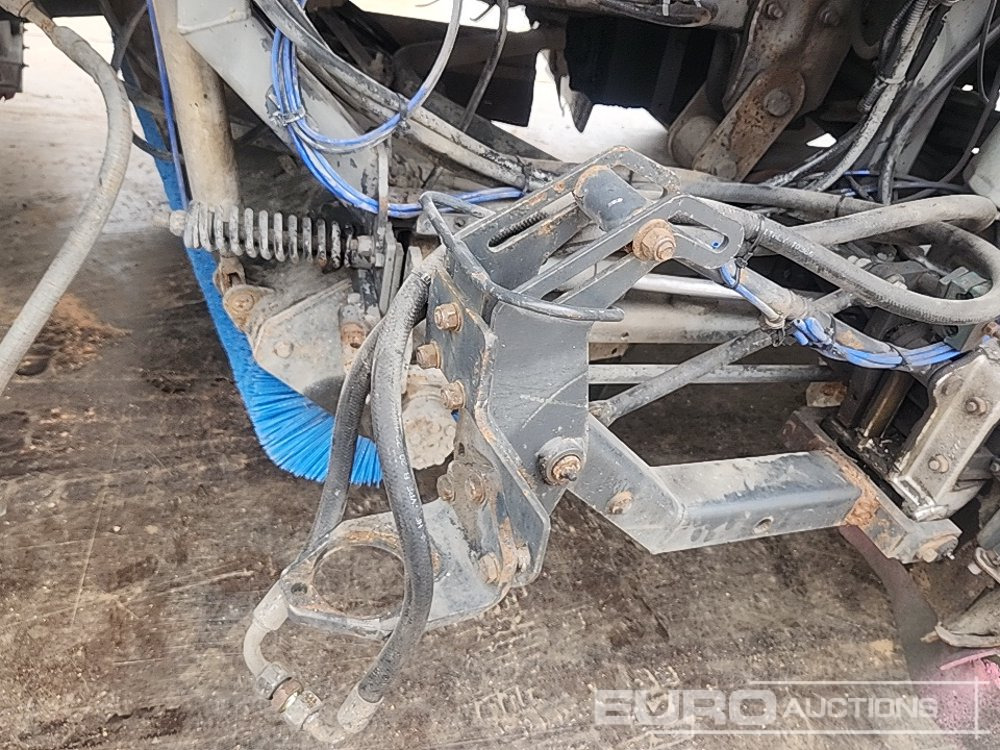 Подметально-уборочная машина Iveco Eurocargo: фото 24