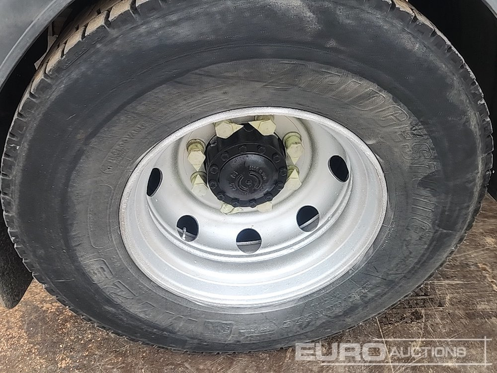 Подметально-уборочная машина Iveco Eurocargo: фото 11