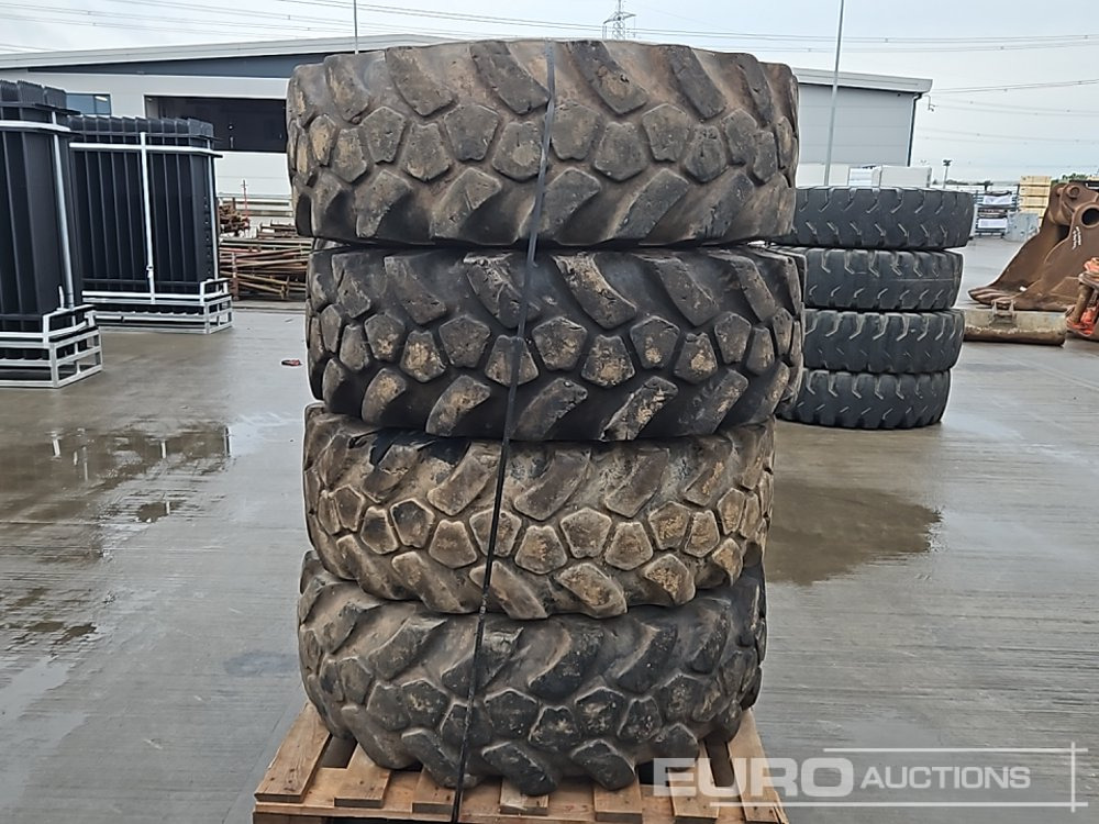 JCB 15.5-25 Tyre (4 of) - Шина: фото 3 JCB 15.5-25 Tyre (4 of) - Шина: фото 3