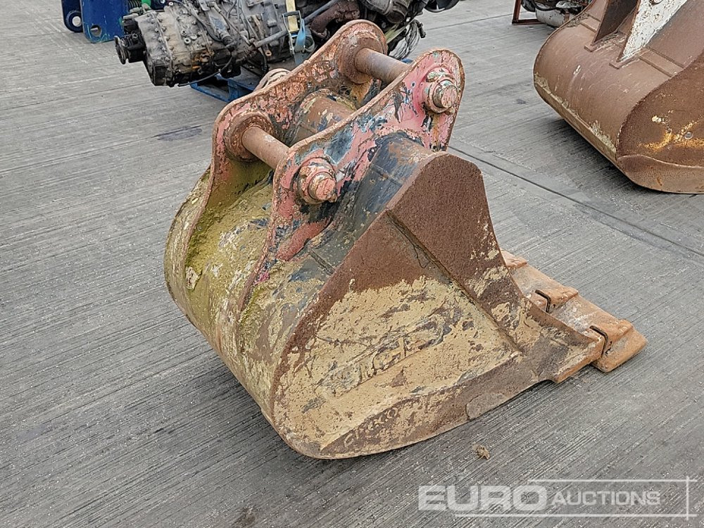 JCB 32" Digging Bucket 65mm Pin to suit 13 Ton Excavator - Ковш: фото 5 JCB 32" Digging Bucket 65mm Pin to suit 13 Ton Excavator - Ковш: фото 5