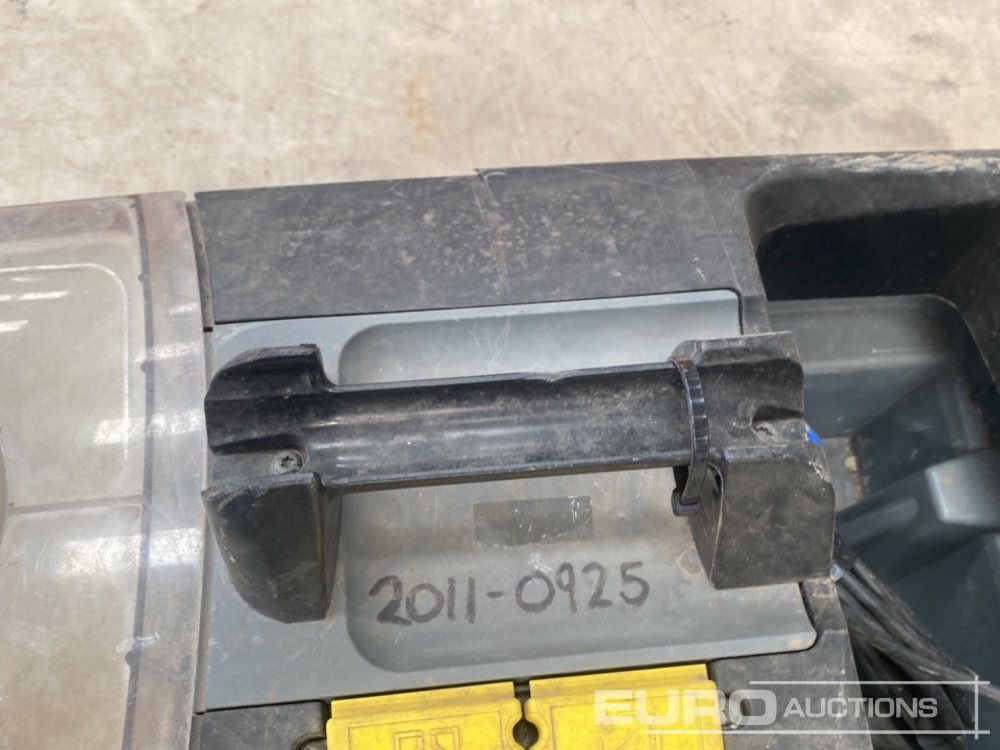 Строительное оборудование Karcher PUZZI 10/1: фото 11