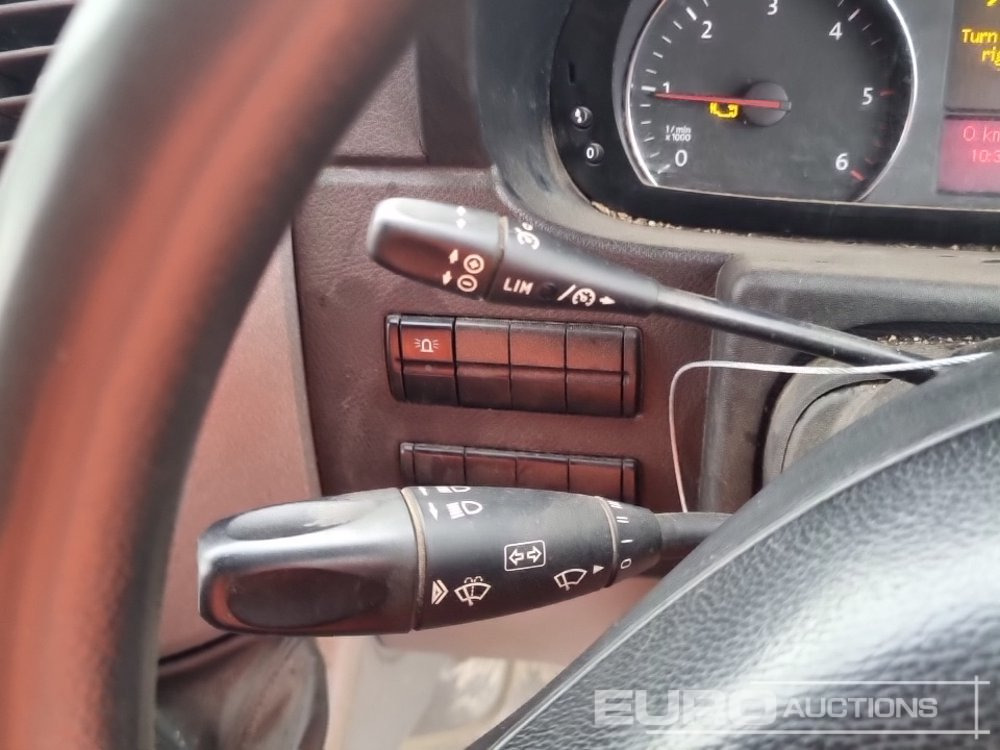 Коммерческий автомобиль 2016 Volkswagen Crafter: фото 39