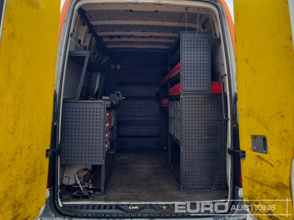 Коммерческий автомобиль 2016 Volkswagen Crafter: фото 20