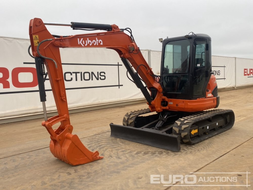 Kubota U55-4 - Мини-экскаватор: фото 1 Kubota U55-4 - Мини-экскаватор: фото 1