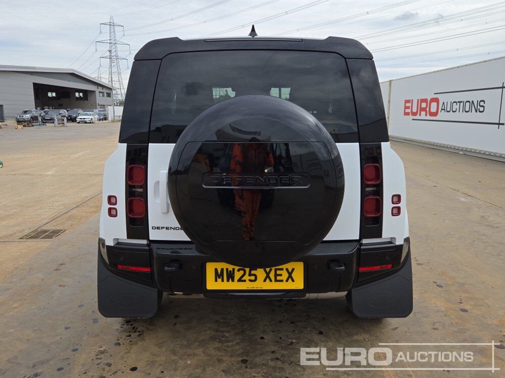 Land Rover Defender 90 - Внедорожник: фото 4 Land Rover Defender 90 - Внедорожник: фото 4