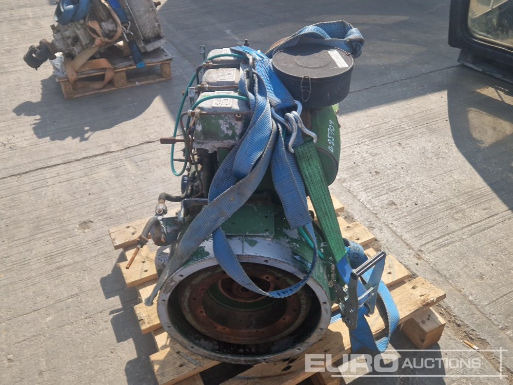Lister Petter 3 Cylinder Engine - Двигатель: фото 4 Lister Petter 3 Cylinder Engine - Двигатель: фото 4