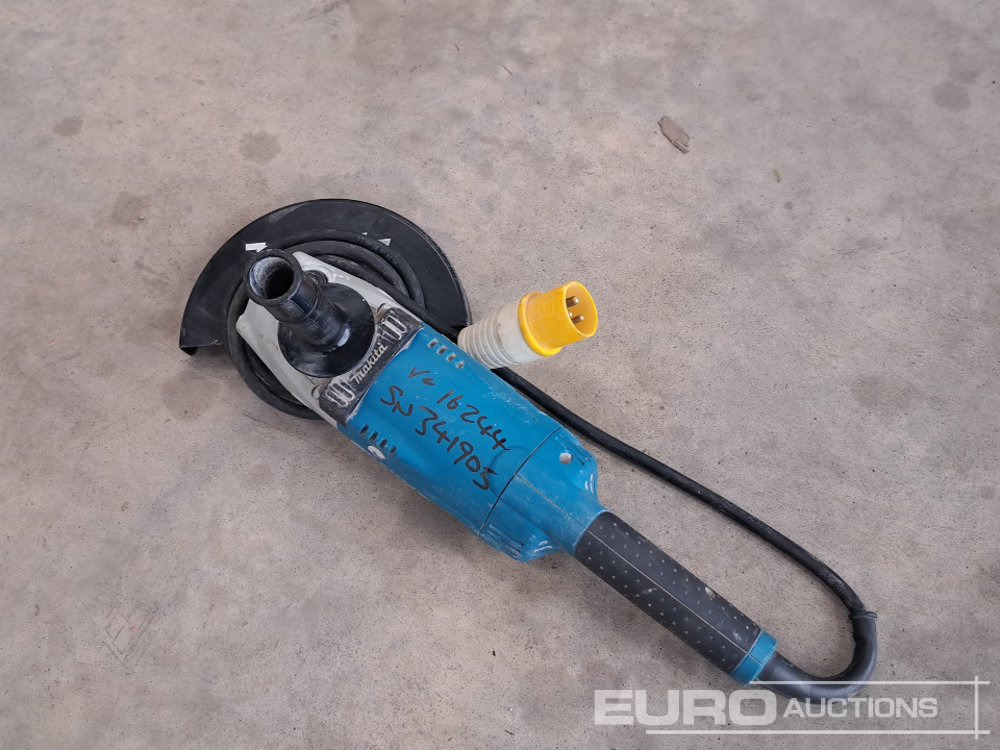 Makita GA9020 - Строительное оборудование: фото 3 Makita GA9020 - Строительное оборудование: фото 3