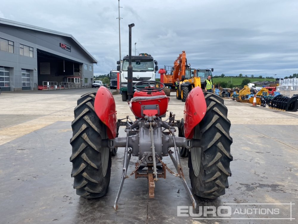 Massey Ferguson 35 - Трактор: фото 4 Massey Ferguson 35 - Трактор: фото 4