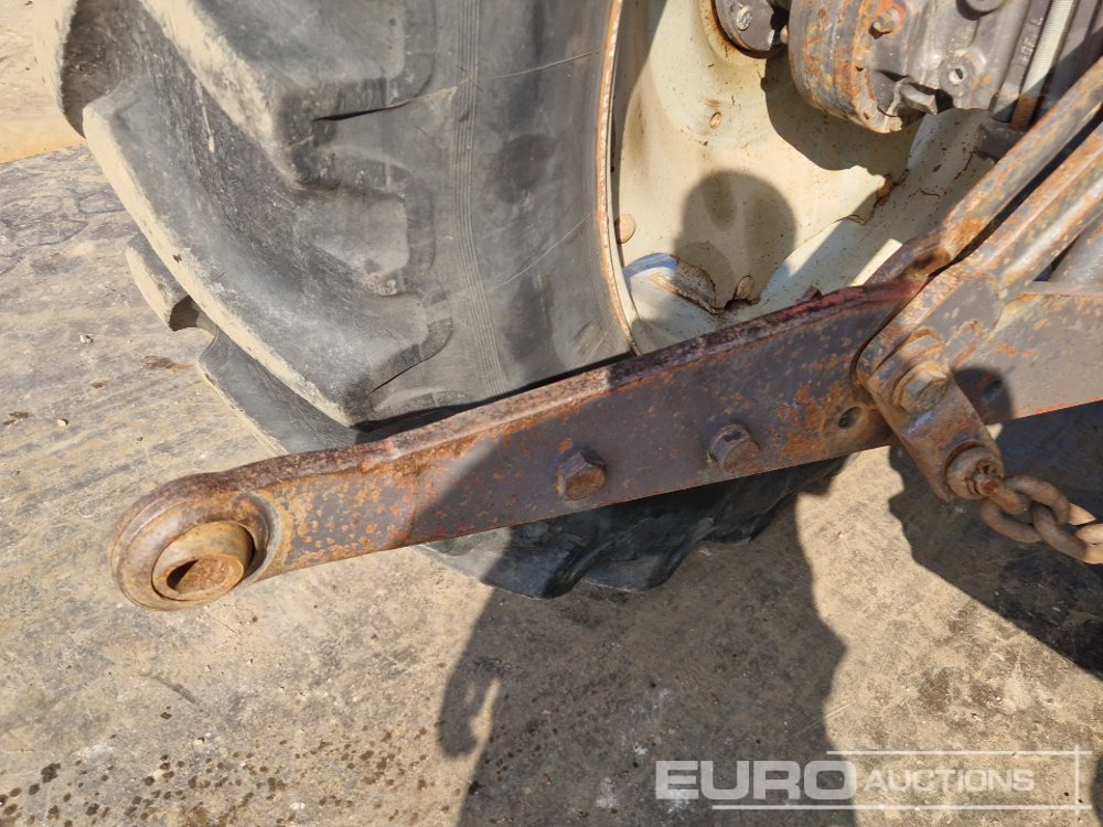 Трактор Massey Ferguson 690: фото 27