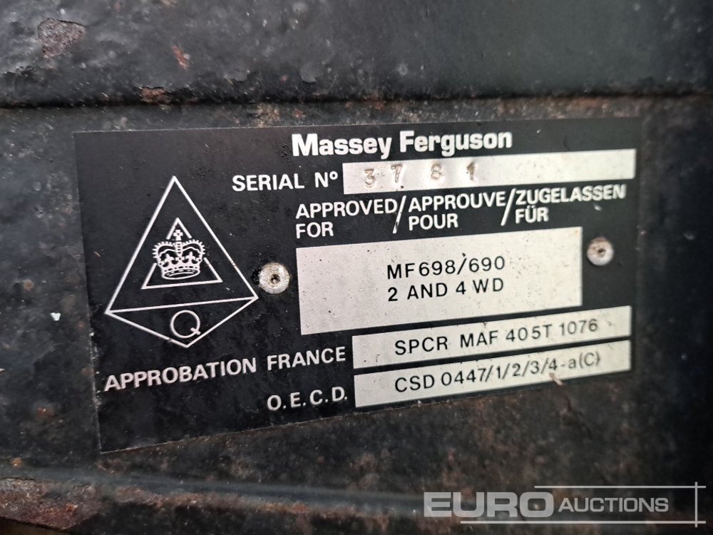 Трактор Massey Ferguson 698: фото 40