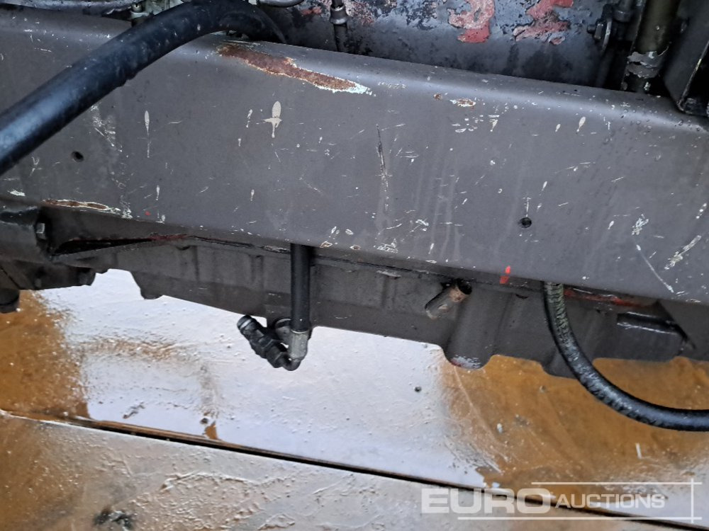 Трактор Massey Ferguson 698: фото 17