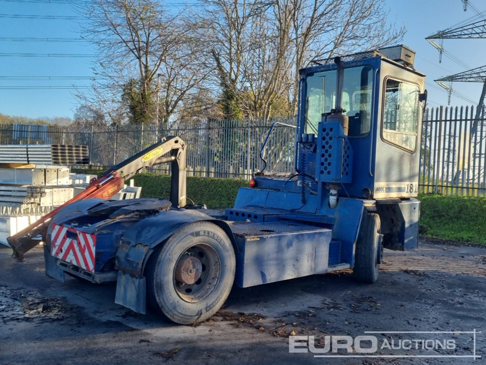 Mol YM220 - Терминальный тягач: фото 5 Mol YM220 - Терминальный тягач: фото 5