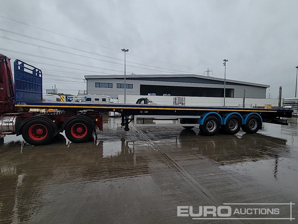 Montracon Tri Axle Flatbed Trailer - Полуприцеп бортовой/ Платформа: фото 2 Montracon Tri Axle Flatbed Trailer - Полуприцеп бортовой/ Платформа: фото 2