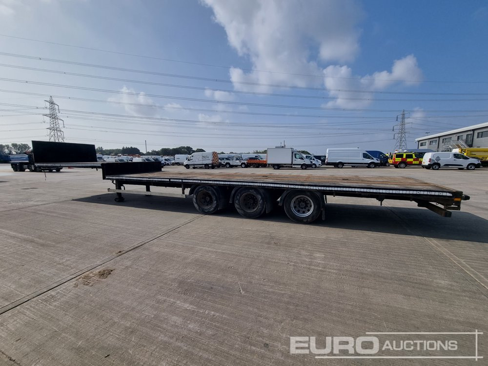 Montracon Tri Axle Step Frame Low Loader Trailer - Низкорамный полуприцеп: фото 2 Montracon Tri Axle Step Frame Low Loader Trailer - Низкорамный полуприцеп: фото 2