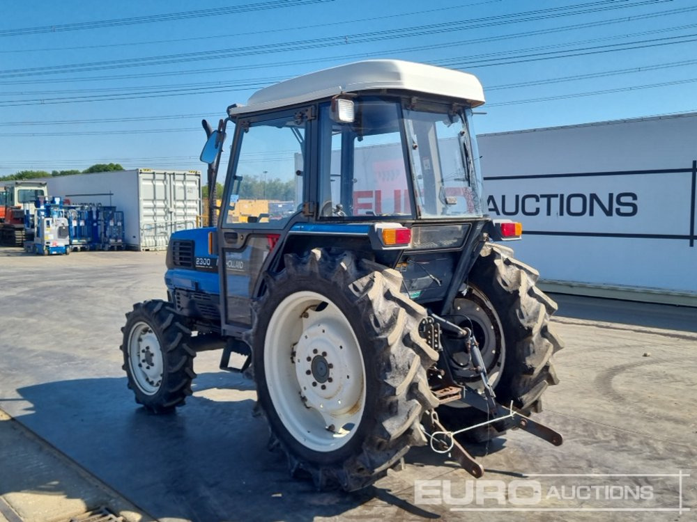 New Holland 2300 - Трактор: фото 3 New Holland 2300 - Трактор: фото 3