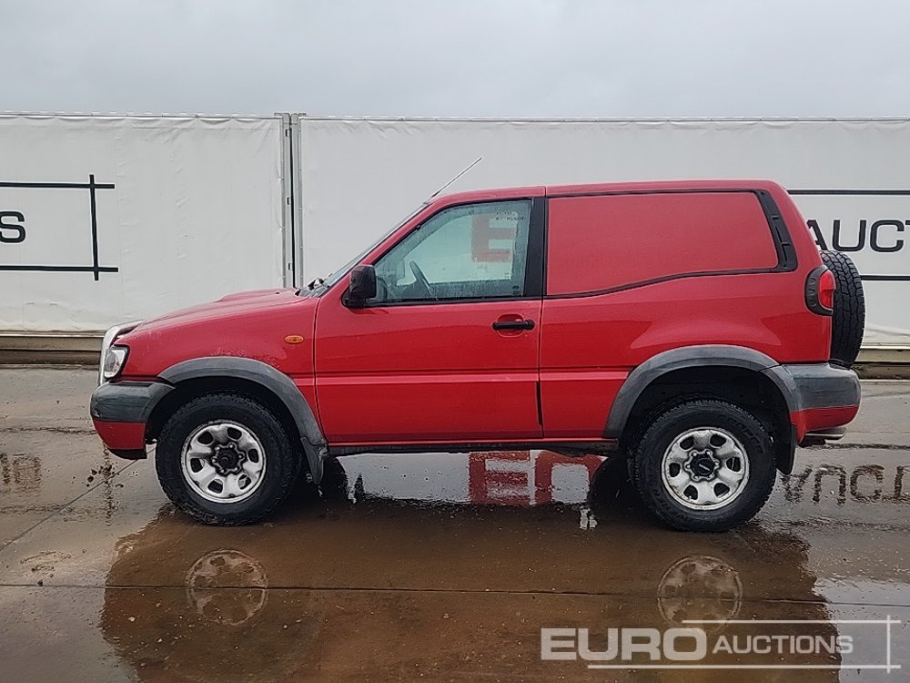 Nissan Terrano - Внедорожник: фото 2 Nissan Terrano - Внедорожник: фото 2