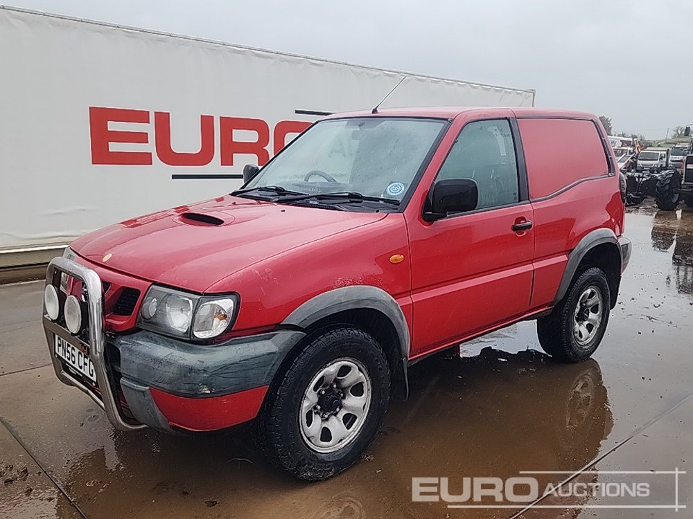 Nissan Terrano - Внедорожник: фото 1 Nissan Terrano - Внедорожник: фото 1