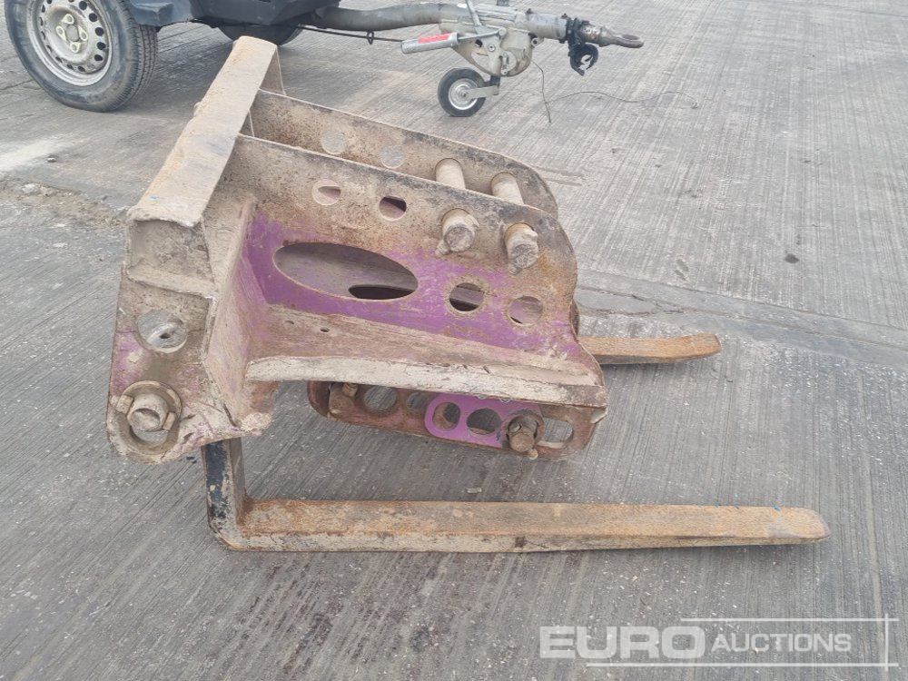 Погрузочно-разгрузочная техника Prodem Pallet Forks 50mm Pin to suit 6-8 Ton Excavator: фото 6