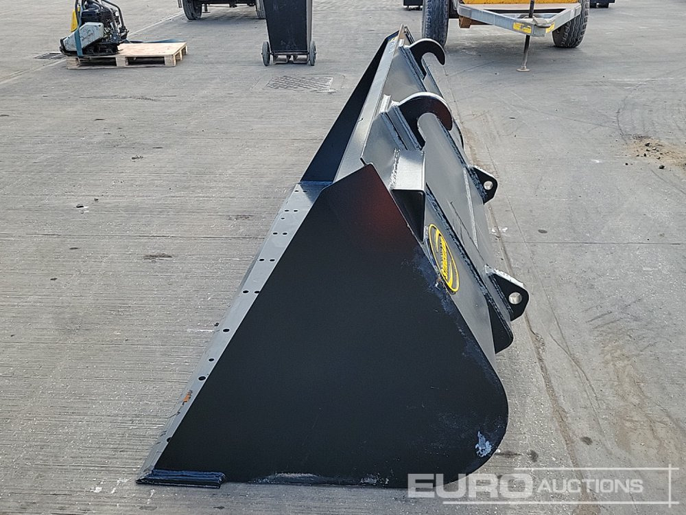 Unused Strickland 90" Loading Bucket to suit JCB Telehandler - Погрузочно-разгрузочная техника: фото 2 Unused Strickland 90" Loading Bucket to suit JCB Telehandler - Погрузочно-разгрузочная техника: фото 2