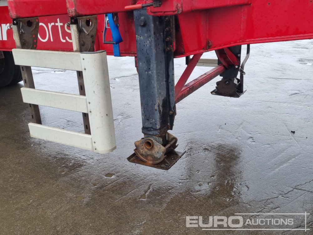 Полуприцеп бортовой/ Платформа SDC Tri Axle Sliding Skeletal Trailer (3 of): фото 22