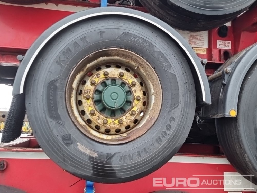 Полуприцеп бортовой/ Платформа SDC Tri Axle Sliding Skeletal Trailer (3 of): фото 39