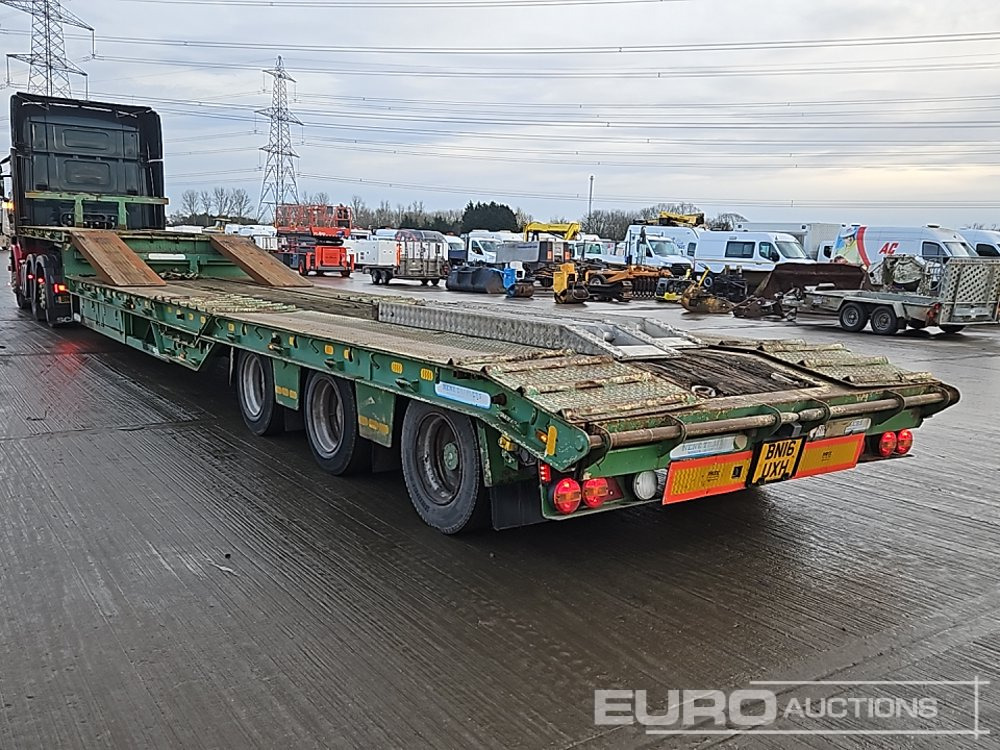 SM TRAILERS Tri Axle Extendable Stepframe Low Loader Trailer, Neck Ramps, Wheel Wells, Steel Ramps - Низкорамный полуприцеп: фото 3 SM TRAILERS Tri Axle Extendable Stepframe Low Loader Trailer, Neck Ramps, Wheel Wells, Steel Ramps - Низкорамный полуприцеп: фото 3
