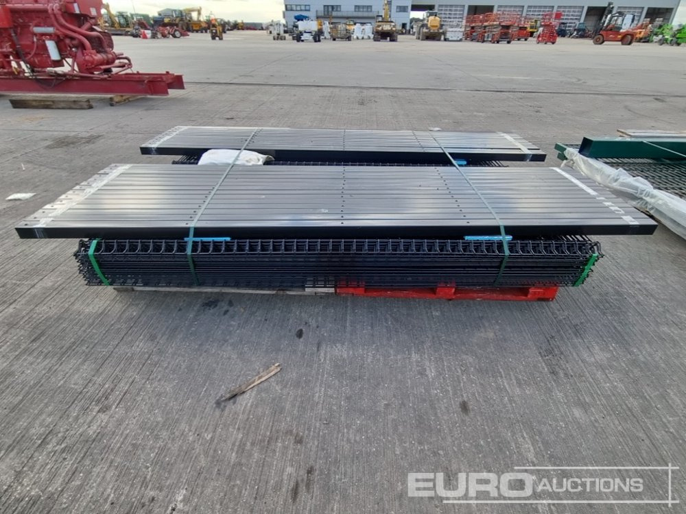 Security Fencing, 25 Panels 2.4mx2.2m, 5mm Mesh - c/w fixings (2 of) (Green & Black) - Строительное оборудование: фото 4 Security Fencing, 25 Panels 2.4mx2.2m, 5mm Mesh - c/w fixings (2 of) (Green & Black) - Строительное оборудование: фото 4