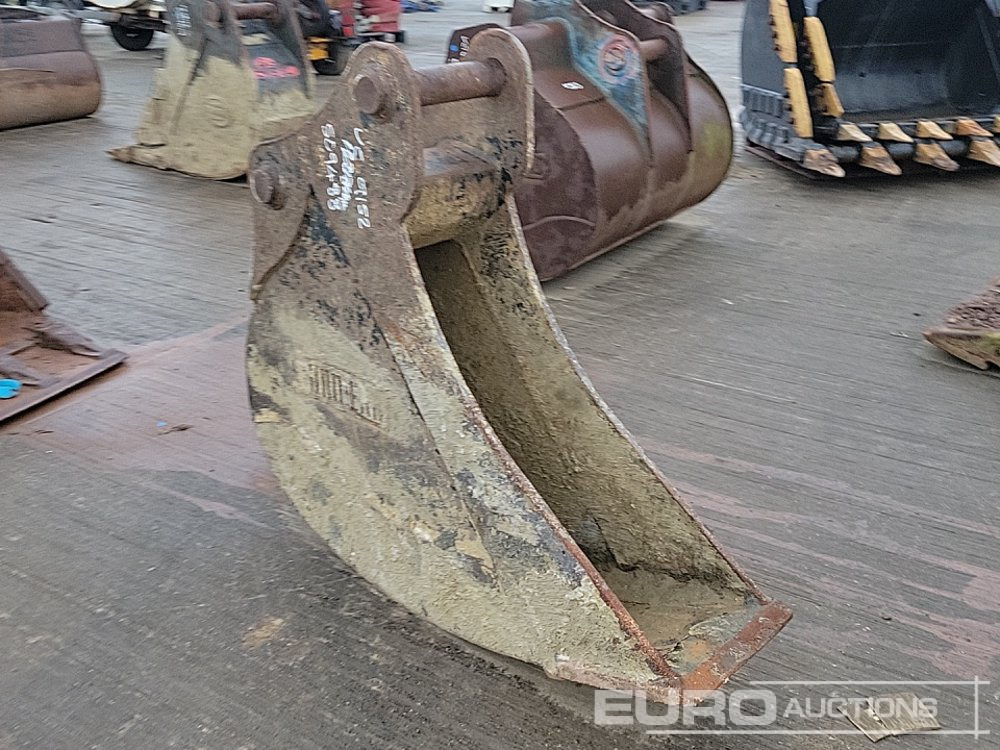Strickland 12" Digging Bucket 65mm Pin to suit 13 Ton Excavator - Ковш: фото 1 Strickland 12" Digging Bucket 65mm Pin to suit 13 Ton Excavator - Ковш: фото 1