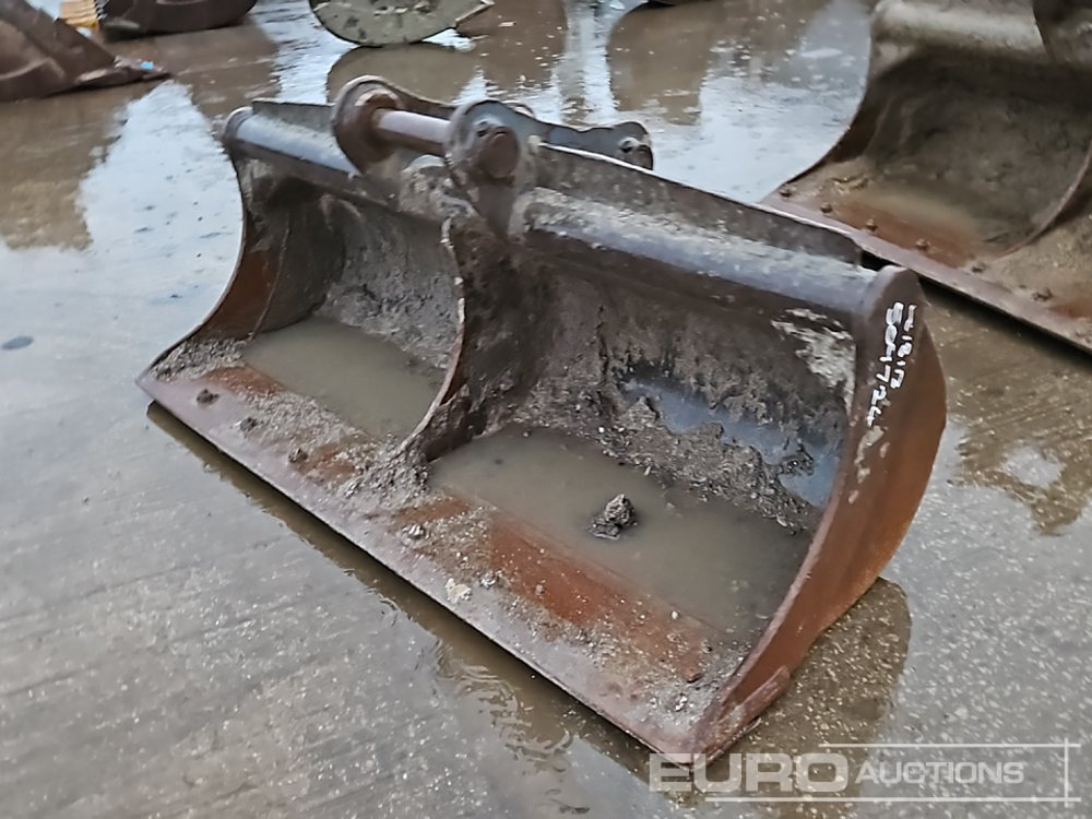 Strickland 72" Ditching Bucket 65mm Pin to suit 13 Ton Excavator - Ковш: фото 1 Strickland 72" Ditching Bucket 65mm Pin to suit 13 Ton Excavator - Ковш: фото 1