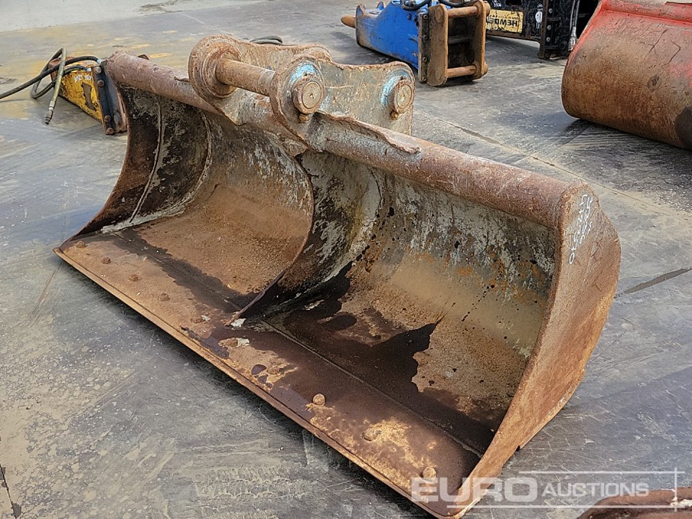 Strickland 84" Ditching Bucket 80mm Pin to suit 20 Ton Excavator - Ковш: фото 1 Strickland 84" Ditching Bucket 80mm Pin to suit 20 Ton Excavator - Ковш: фото 1