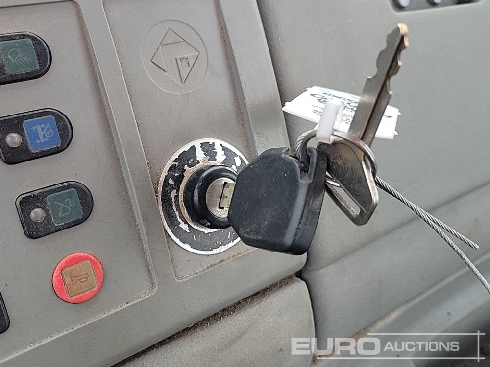 Экскаватор-погрузчик Terex 860: фото 34