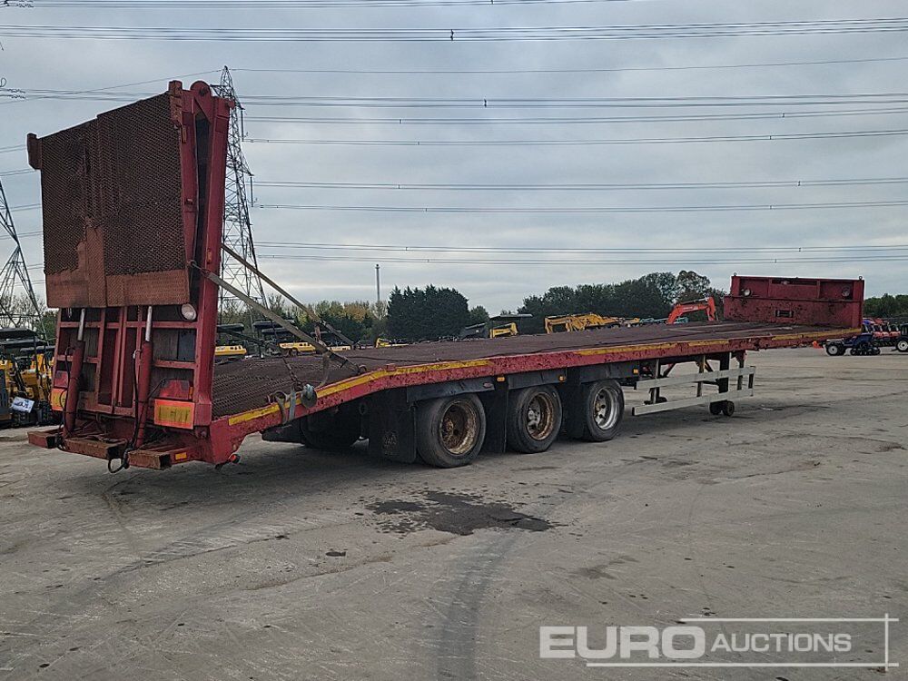 Tri Axle Low Loader Trailer, Winch, Hydraulic Ramp (Rear Axle Dragging) (Cannot Be Reconsigned) - Низкорамный полуприцеп: фото 5 Tri Axle Low Loader Trailer, Winch, Hydraulic Ramp (Rear Axle Dragging) (Cannot Be Reconsigned) - Низкорамный полуприцеп: фото 5