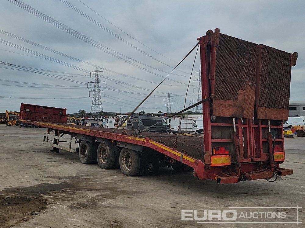 Tri Axle Low Loader Trailer, Winch, Hydraulic Ramp (Rear Axle Dragging) (Cannot Be Reconsigned) - Низкорамный полуприцеп: фото 3 Tri Axle Low Loader Trailer, Winch, Hydraulic Ramp (Rear Axle Dragging) (Cannot Be Reconsigned) - Низкорамный полуприцеп: фото 3