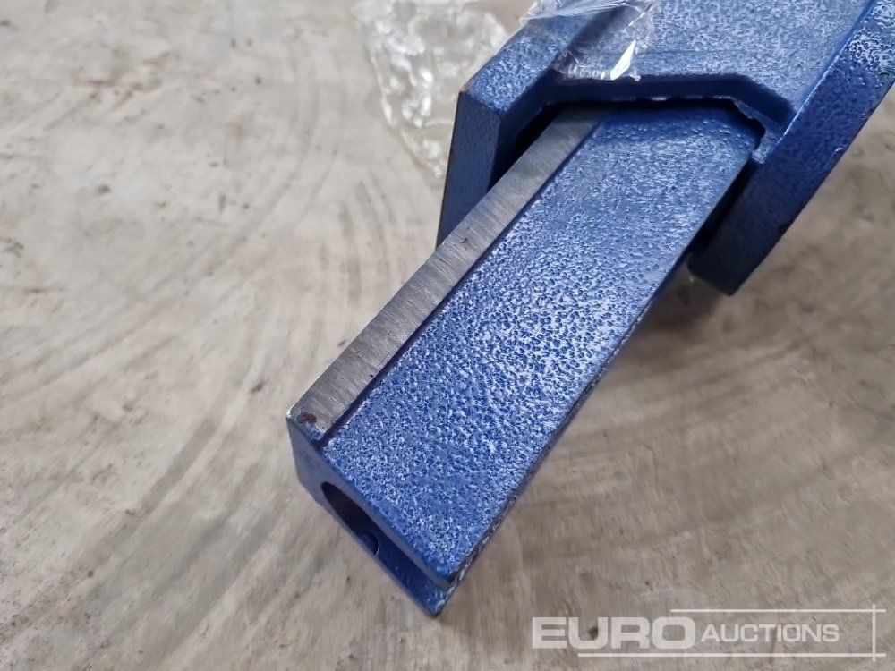 Unused 200mm Bench Vice - Оборудование для гаражей/ Мастерских: фото 3 Unused 200mm Bench Vice - Оборудование для гаражей/ Мастерских: фото 3