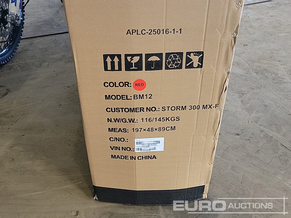 Мотоцикл Unused 2025 Apollo Storm 300cc Motorcross Bike, 21" Front, 18" Rear Tyres, Electric Start, Air Cooled, Hydraulic Suspension, Disc Brakes, Lighting Kit (UNASSEMBLED): фото 41 Мотоцикл Unused 2025 Apollo Storm 300cc Motorcross Bike, 21" Front, 18" Rear Tyres, Electric Start, Air Cooled, Hydraulic Suspension, Disc Brakes, Lighting Kit (UNASSEMBLED): фото 41