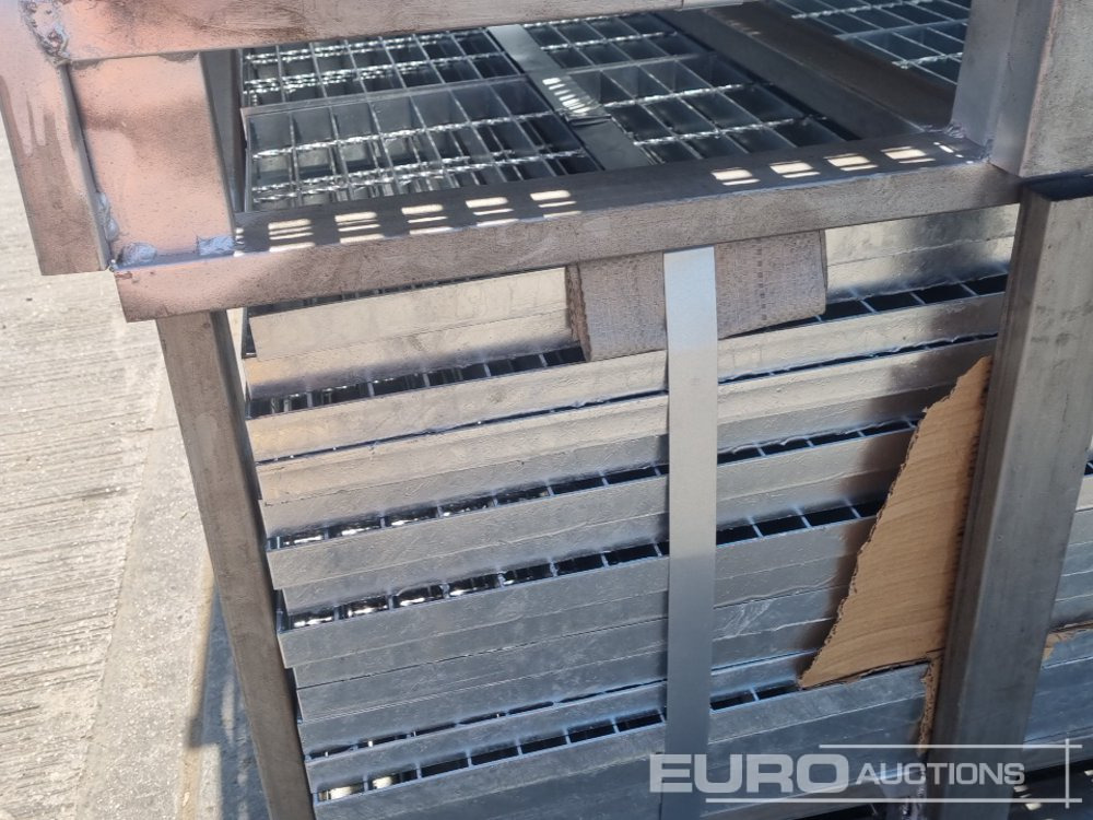 Строительное оборудование Unused 2025 KMY INDUSTRIAL Steel Grating (2 of), Stillage of Metal Fencing Posts: фото 20