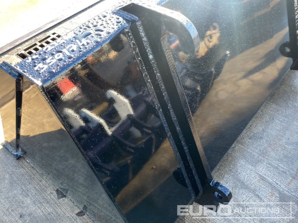 Новый Ковш Unused 66" Loader Bucket to suit JCB Telehandler: фото 9
