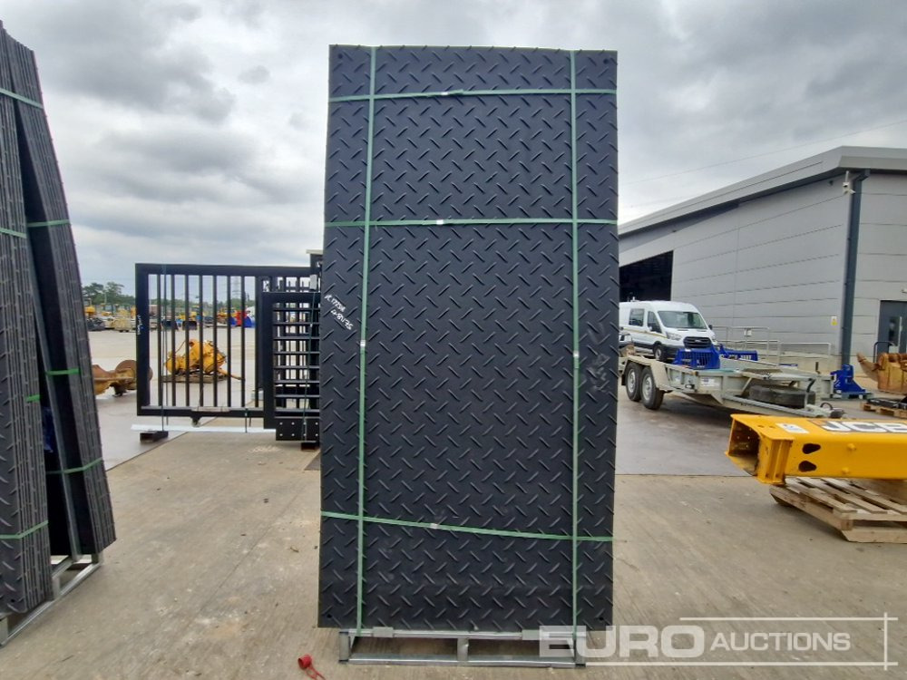 Строительное оборудование Unused 8' x 4' Plastic Ground Protection Mats (20 of): фото 9