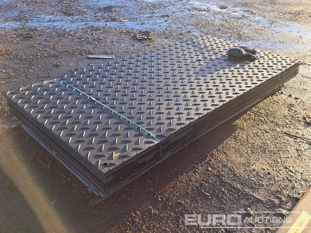 Unused 8' x 4' Plastic Road Mats (10 of) - Строительное оборудование: фото 3 Unused 8' x 4' Plastic Road Mats (10 of) - Строительное оборудование: фото 3