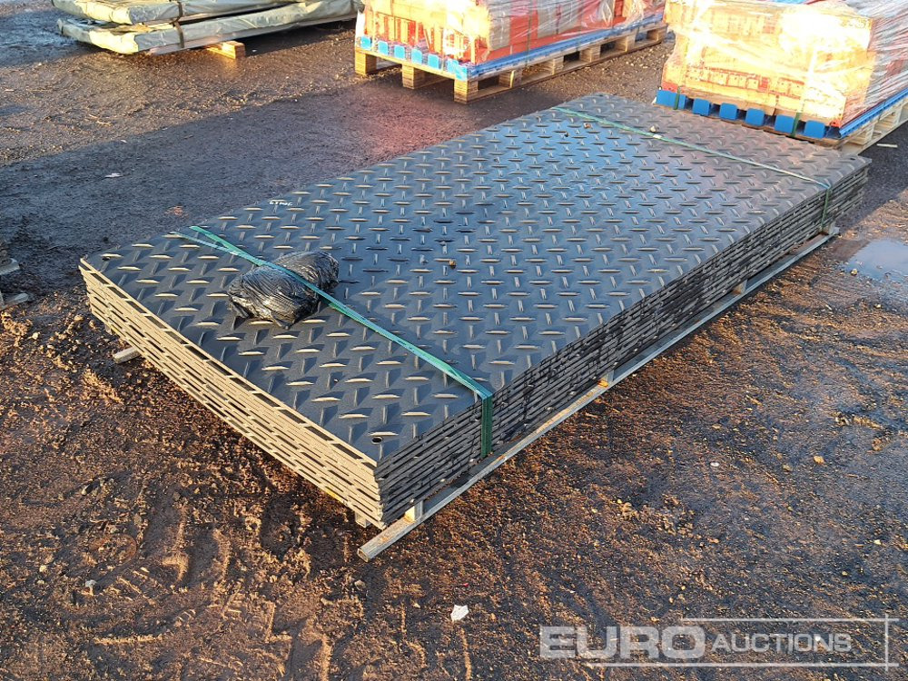 Unused 8' x 4' Plastic Road Mats (10 of) - Строительное оборудование: фото 1 Unused 8' x 4' Plastic Road Mats (10 of) - Строительное оборудование: фото 1