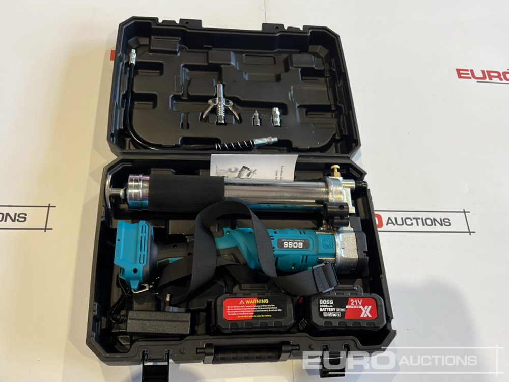 Unused Boss 21 Volt Lithium Battery Cordless Grease Gun, 2 Batteries, Charger, Case, Shoulder Strap, Extension Pieces and Fittings - Строительное оборудование: фото 3 Unused Boss 21 Volt Lithium Battery Cordless Grease Gun, 2 Batteries, Charger, Case, Shoulder Strap, Extension Pieces and Fittings - Строительное оборудование: фото 3