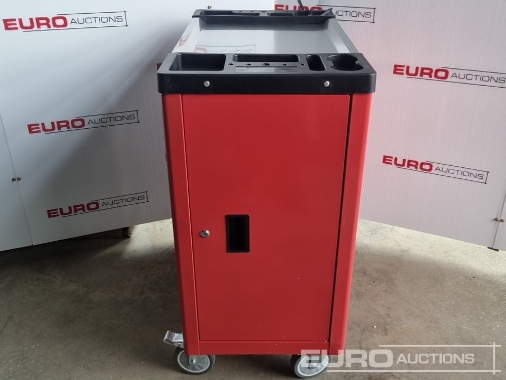 Unused Boss Wheeled Tool Cart with 258pc Tools (Red) - Оборудование для гаражей/ Мастерских: фото 2 Unused Boss Wheeled Tool Cart with 258pc Tools (Red) - Оборудование для гаражей/ Мастерских: фото 2