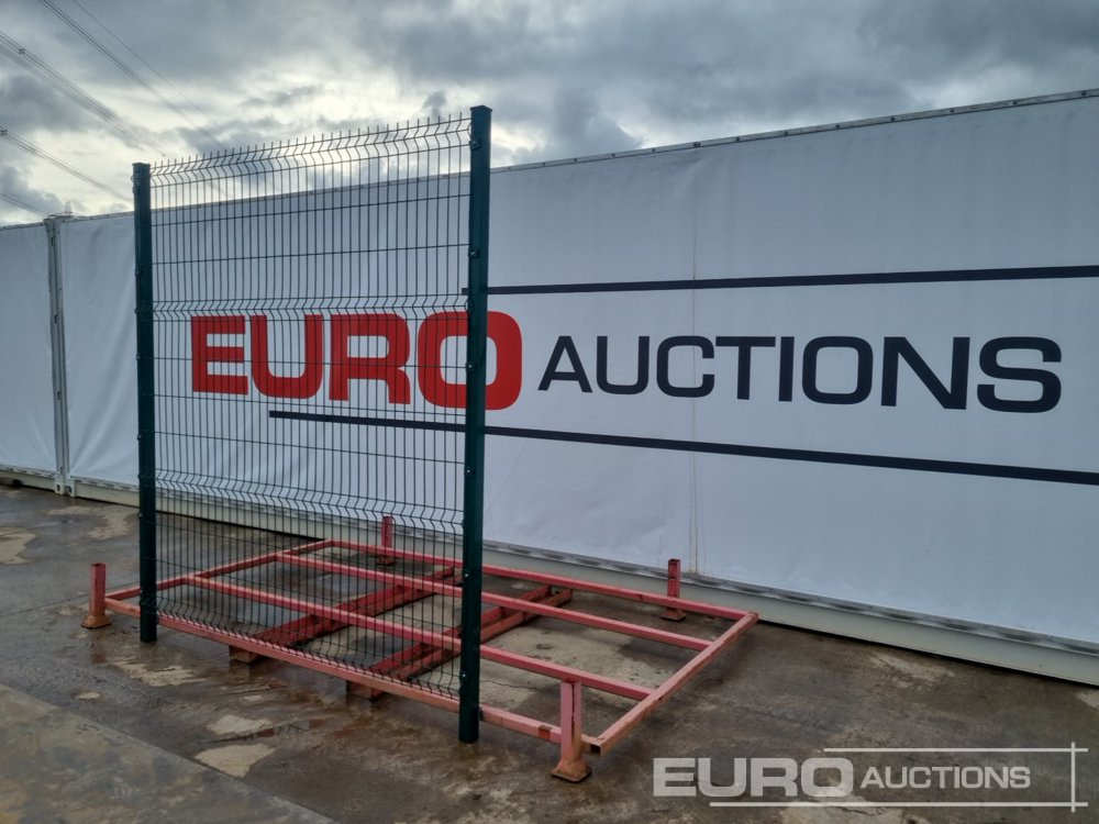 Unused Galvanised & Powder Coated Heavy Duty (5mm) Wire Mesh Fencing, 23 x H2.4m x W2.2m Panels, 24 x 60mm x 60mm x3m Posts, with Fittings (Green) - Строительное оборудование: фото 3 Unused Galvanised & Powder Coated Heavy Duty (5mm) Wire Mesh Fencing, 23 x H2.4m x W2.2m Panels, 24 x 60mm x 60mm x3m Posts, with Fittings (Green) - Строительное оборудование: фото 3